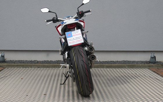 Umgebautes Motorrad Honda CB 1000 R von Zweiradtechnik Jörg Schlieter - Bild 14 Umgebautes Motorrad Honda CB 1000 R von Zweiradtechnik Jörg Schlieter - Bild 14