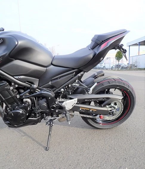 Umbgebautes Motorrad Kawasaki Z900 Bild 8: Umbgebautes Motorrad Kawasaki Z900