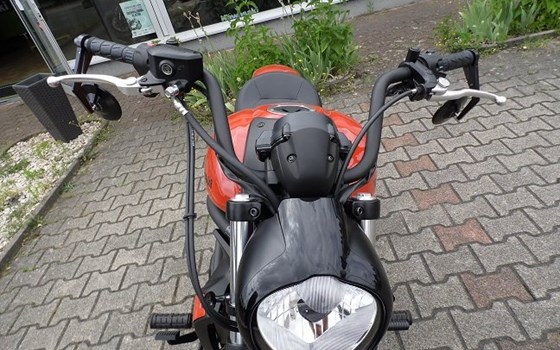 Umgebautes Motorrad Kawasaki Vulcan S von Bruno Treutlein Motorradhandel und Service - Bild 11 Umgebautes Motorrad Kawasaki Vulcan S von Bruno Treutlein Motorradhandel und Service - Bild 11