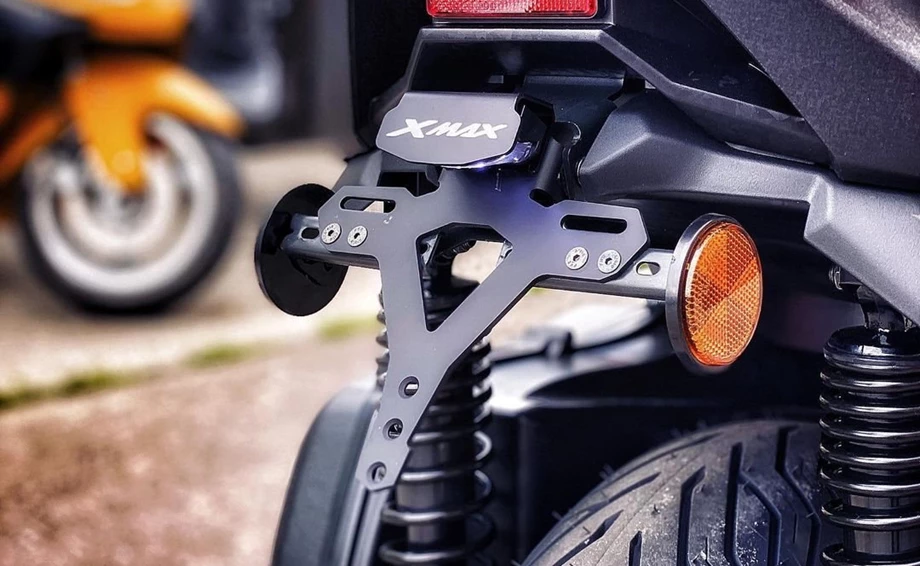 Umbgebautes Motorrad Yamaha XMAX 300 Tech MAX Bild 5: Umbgebautes Motorrad Yamaha XMAX 300 Tech MAX