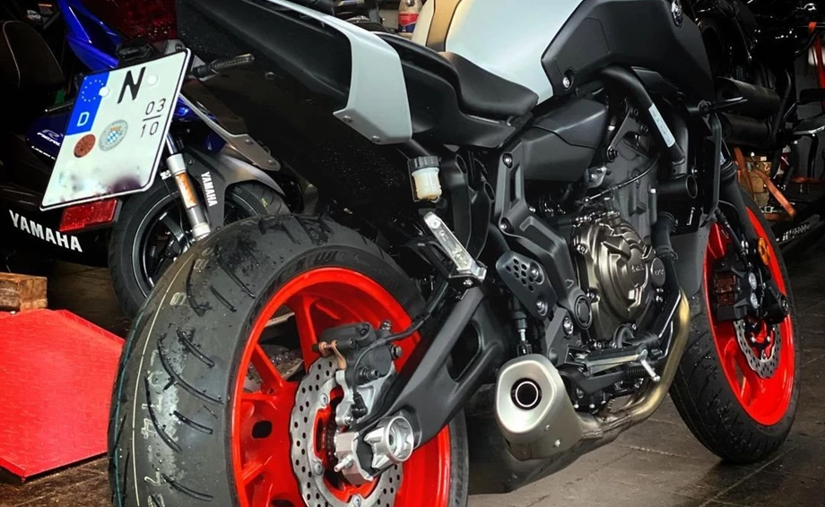Umbgebautes Motorrad Yamaha MT-07 Bild 2: Umbgebautes Motorrad Yamaha MT-07