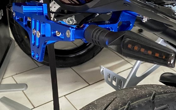 Umgebautes Motorrad FK Motors FK 12 SF Street-Fighter von Auto Center Brenner GmbH - Bild 10 Umgebautes Motorrad FK Motors FK 12 SF Street-Fighter von Auto Center Brenner GmbH - Bild 10