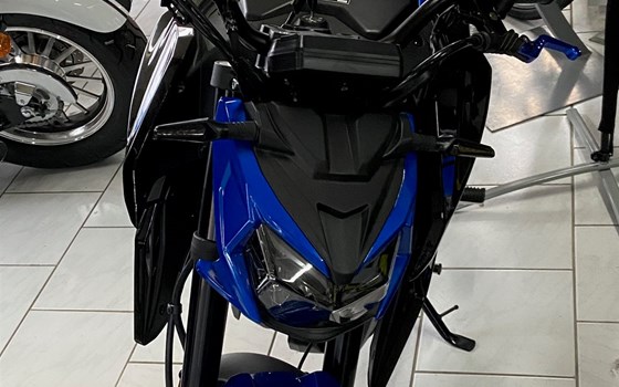 Umgebautes Motorrad FK Motors FK 12 SF Street-Fighter von Auto Center Brenner GmbH - Bild 11 Umgebautes Motorrad FK Motors FK 12 SF Street-Fighter von Auto Center Brenner GmbH - Bild 11