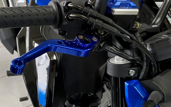 Umgebautes Motorrad FK Motors FK 12 SF Street-Fighter von Auto Center Brenner GmbH - Bild 3 Umgebautes Motorrad FK Motors FK 12 SF Street-Fighter von Auto Center Brenner GmbH - Bild 3