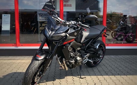 Umgebautes Motorrad Yamaha MT-09 von Zweirad Zentrum Fernwald - Bild 2