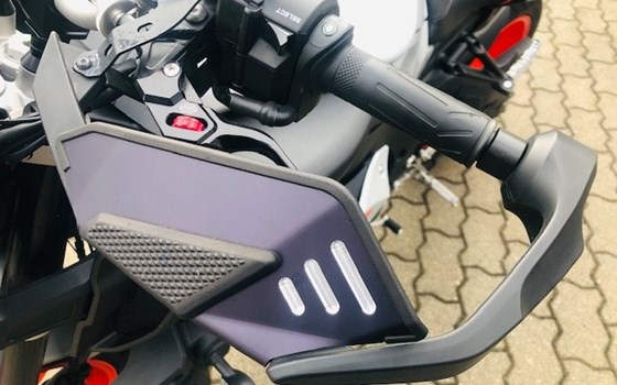 Umgebautes Motorrad Yamaha MT-10 von CCMotoforum - Bild 4