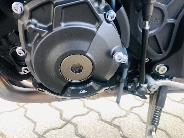 Umbgebautes Motorrad Yamaha MT-10 Bild 6: Umbgebautes Motorrad Yamaha MT-10