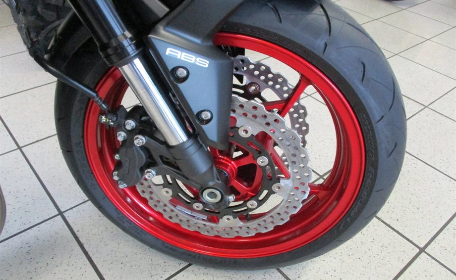 Umbgebautes Motorrad Kawasaki Z900 Bild 10: Umbgebautes Motorrad Kawasaki Z900