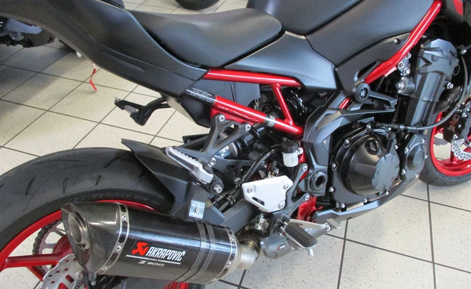 Umbgebautes Motorrad Kawasaki Z900 Bild 19: Umbgebautes Motorrad Kawasaki Z900