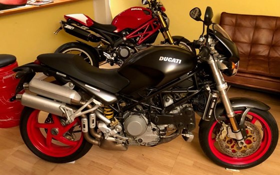Umgebautes Motorrad Ducati Monster S4R von A.T.T.-Tiedemann-Motorräder e.Kfm - Bild 2 Umgebautes Motorrad Ducati Monster S4R von A.T.T.-Tiedemann-Motorräder e.Kfm - Bild 2