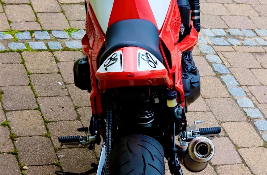 Umbgebautes Motorrad Kawasaki Z 750 Bild 8: Umbgebautes Motorrad Kawasaki Z 750
