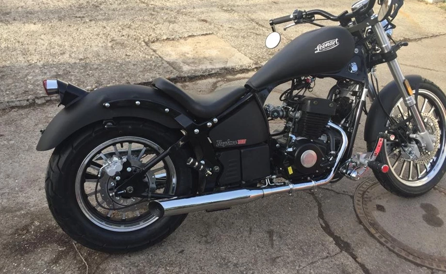 Umbgebautes Motorrad Leonart Daytona 125 Bild 4: Umbgebautes Motorrad Leonart Daytona 125