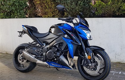 Suzuki GSX 1100 S Custom Bike