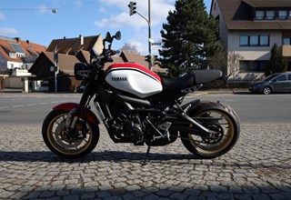 Yamaha XSR900