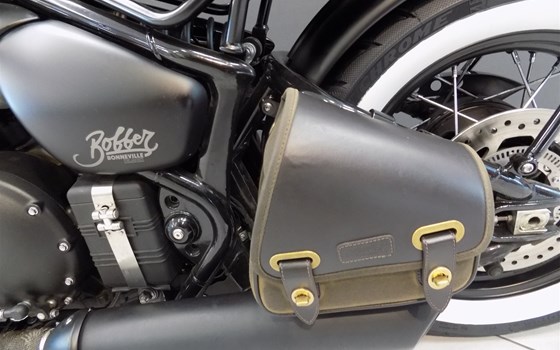Umgebautes Motorrad Triumph Bonneville Bobber Black von Zweirad-Center Nuber GmbH - Bild 11 Umgebautes Motorrad Triumph Bonneville Bobber Black von Zweirad-Center Nuber GmbH - Bild 11