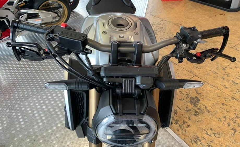Umbgebautes Motorrad Honda CB650R Bild 5: Umbgebautes Motorrad Honda CB650R