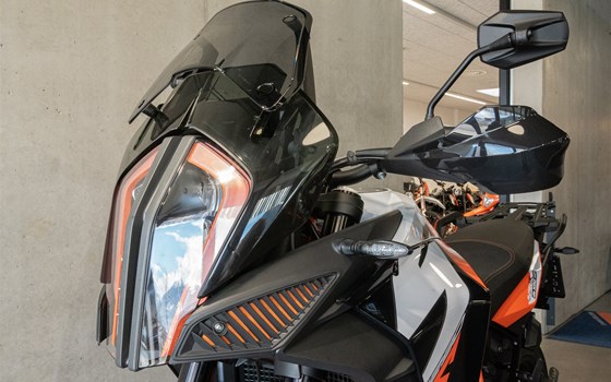 Umgebautes Motorrad KTM 1290 Super Adventure R von KINI Bike World - Bild 6 Umgebautes Motorrad KTM 1290 Super Adventure R von KINI Bike World - Bild 6