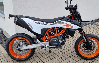 KTM 690 SMC R Custom Bike