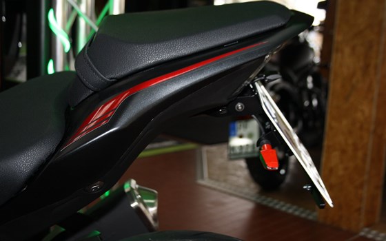 Umgebautes Motorrad Kawasaki Z900 von Zweirad Waibel GmbH & Co. KG - Bild 7 Umgebautes Motorrad Kawasaki Z900 von Zweirad Waibel GmbH & Co. KG - Bild 7