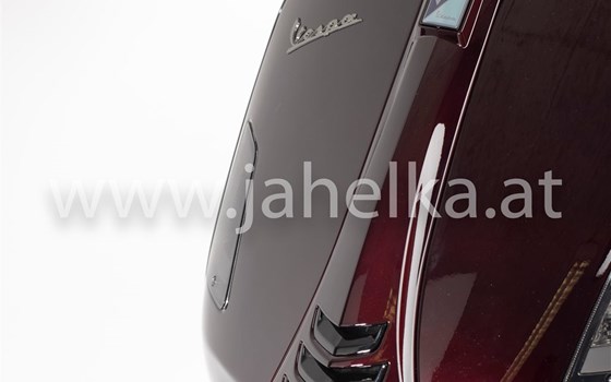 Umgebautes Motorrad Vespa GTV Sei Giorni 300hpe von Jahelka Zweirad GmbH - Bild 20 Umgebautes Motorrad Vespa GTV Sei Giorni 300hpe von Jahelka Zweirad GmbH - Bild 20