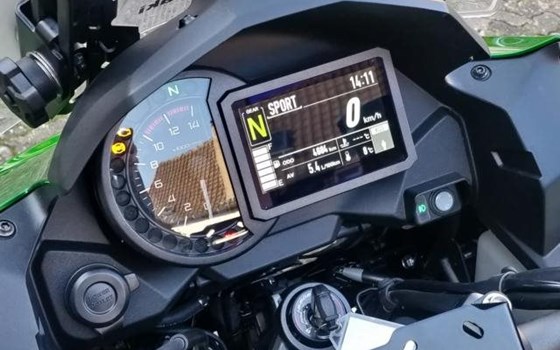 Umgebautes Motorrad Kawasaki Versys 1000 S von Heinrich GmbH - Bild 2 Umgebautes Motorrad Kawasaki Versys 1000 S von Heinrich GmbH - Bild 2