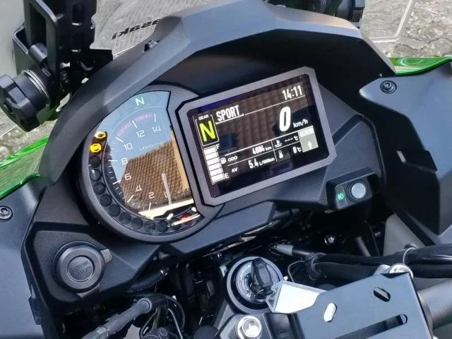 Umbgebautes Motorrad Kawasaki Versys 1000 S Bild 2: Umbgebautes Motorrad Kawasaki Versys 1000 S