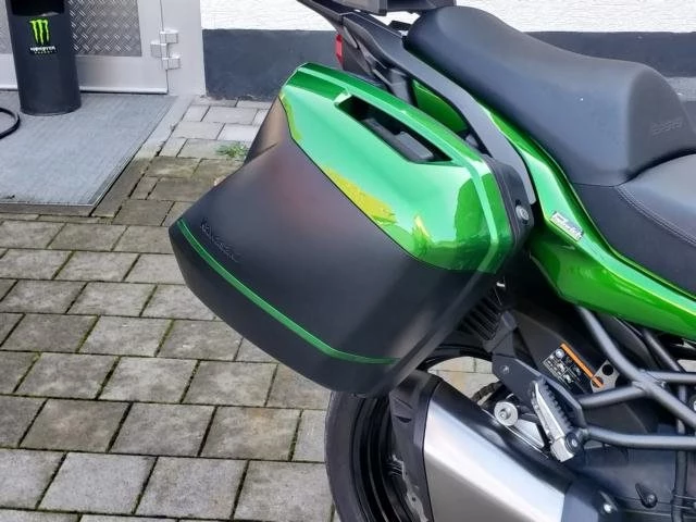 Umbgebautes Motorrad Kawasaki Versys 1000 S Bild 7: Umbgebautes Motorrad Kawasaki Versys 1000 S