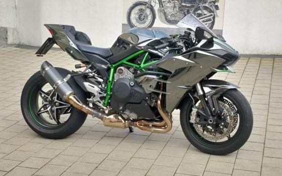Umgebautes Motorrad Kawasaki Ninja H2 von Heinrich GmbH - Bild 4 Umgebautes Motorrad Kawasaki Ninja H2 von Heinrich GmbH - Bild 4