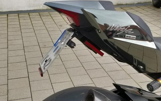Umgebautes Motorrad Kawasaki Ninja H2 von Heinrich GmbH - Bild 7 Umgebautes Motorrad Kawasaki Ninja H2 von Heinrich GmbH - Bild 7