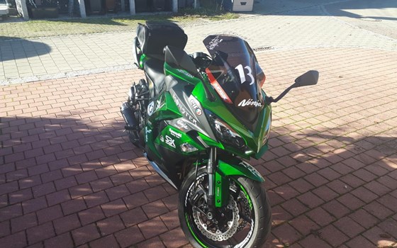 Umgebautes Motorrad Kawasaki Z1000SX von user1005339 - Bild 1 Umgebautes Motorrad Kawasaki Z1000SX von user1005339 - Bild 1