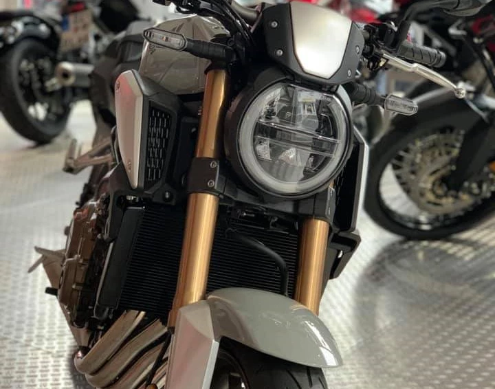 Rebuilt motorbike Honda CB650R Bild 3: Rebuilt motorbike Honda CB650R