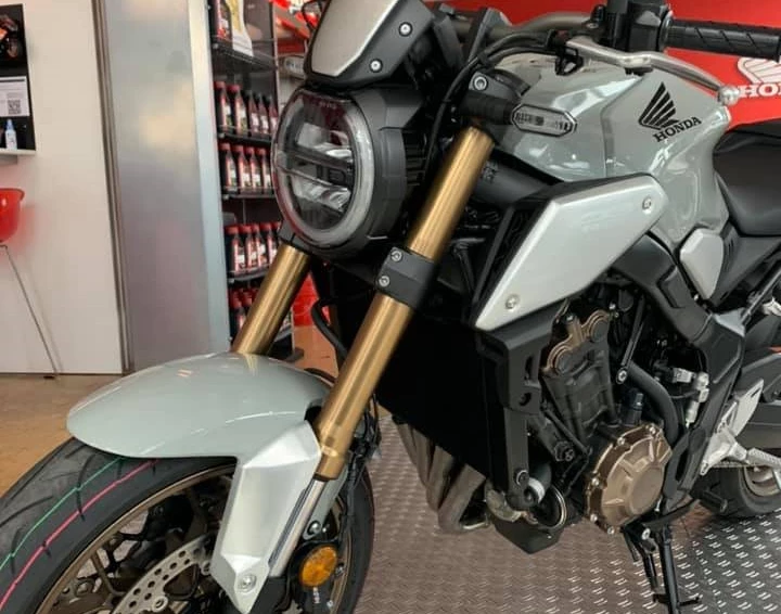 Rebuilt motorbike Honda CB650R Bild 4: Rebuilt motorbike Honda CB650R