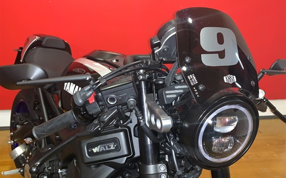 Umgebautes Motorrad Yamaha XSR900 von ZWEIRAD WALZ - Bild 2 Umgebautes Motorrad Yamaha XSR900 von ZWEIRAD WALZ - Bild 2