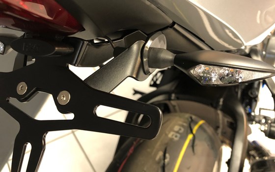 Umgebautes Motorrad Suzuki GSX-R 1000 R von Zweirad-Center Nuber GmbH - Bild 4 Umgebautes Motorrad Suzuki GSX-R 1000 R von Zweirad-Center Nuber GmbH - Bild 4