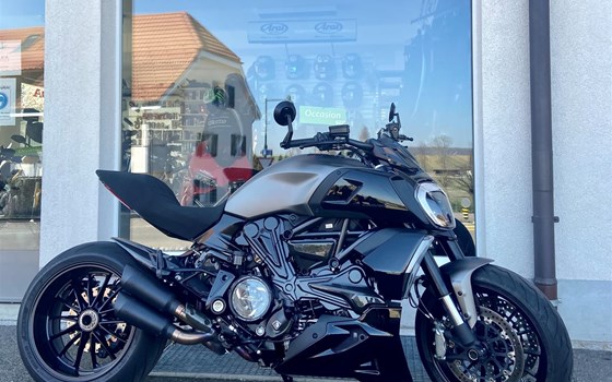 Umgebautes Motorrad Ducati Diavel 1260 von Direct Performance - Bild 1 Umgebautes Motorrad Ducati Diavel 1260 von Direct Performance - Bild 1