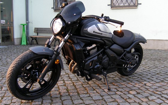 Umgebautes Motorrad Kawasaki Vulcan S Cafe von Motorrad Service Scheibe - Bild 2 Umgebautes Motorrad Kawasaki Vulcan S Cafe von Motorrad Service Scheibe - Bild 2