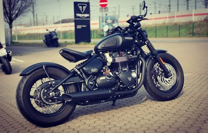 Triumph Bonneville Bobber Black Custom Bike