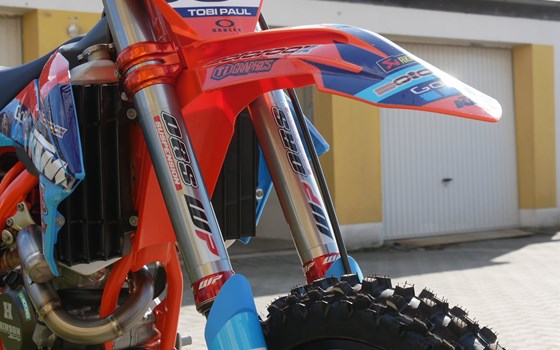 Umgebautes Motorrad KTM 250 SX-F von motoroox GmbH - Bild 7 Umgebautes Motorrad KTM 250 SX-F von motoroox GmbH - Bild 7