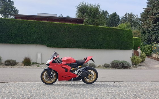 Umgebautes Motorrad Ducati Panigale V2 von markbika - Bild 3 Umgebautes Motorrad Ducati Panigale V2 von markbika - Bild 3