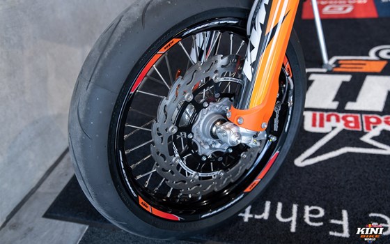 Umgebautes Motorrad KTM 500 EXC-F SIX DAYS von KINI Bike World - Bild 15 Umgebautes Motorrad KTM 500 EXC-F SIX DAYS von KINI Bike World - Bild 15