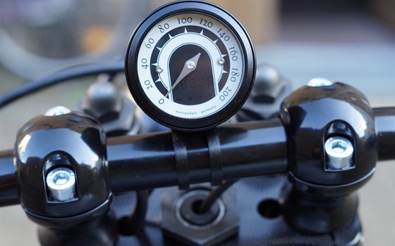 Umgebautes Motorrad Triumph TR6 von Motorrad Naujocks - Bild 2 Umgebautes Motorrad Triumph TR6 von Motorrad Naujocks - Bild 2