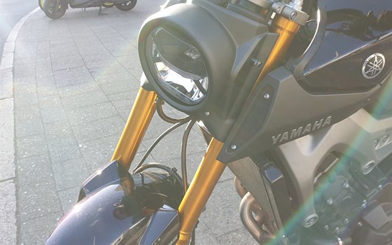 Umgebautes Motorrad Yamaha MT-09 von Yamaha Zentrum Berlin - Bild 2