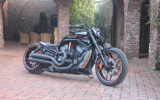 Umgebautes Motorrad Harley-Davidson Night Rod Special VRSCDX von X-Trem Custombikes - Bild 7 Umgebautes Motorrad Harley-Davidson Night Rod Special VRSCDX von X-Trem Custombikes - Bild 7