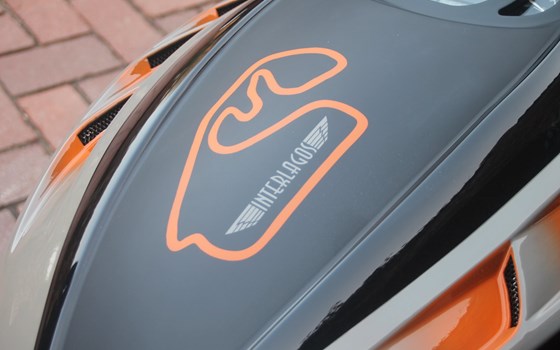 Umgebautes Motorrad Harley-Davidson Night Rod Special VRSCDX von X-Trem Custombikes - Bild 11 Umgebautes Motorrad Harley-Davidson Night Rod Special VRSCDX von X-Trem Custombikes - Bild 11