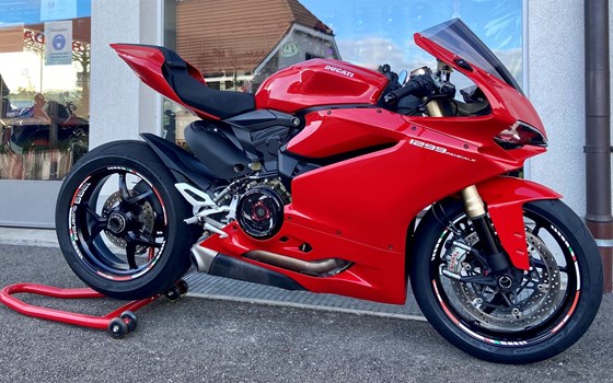 Umgebautes Motorrad Ducati 1299 Panigale von Direct Performance - Bild 1 Umgebautes Motorrad Ducati 1299 Panigale von Direct Performance - Bild 1