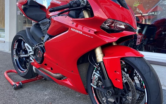 Umgebautes Motorrad Ducati 1299 Panigale von Direct Performance - Bild 2 Umgebautes Motorrad Ducati 1299 Panigale von Direct Performance - Bild 2