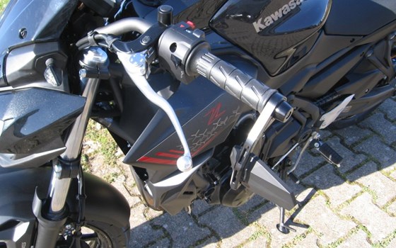 Umgebautes Motorrad Kawasaki Z650 von Bike Performance by Joachim Fegert - Bild 2 Umgebautes Motorrad Kawasaki Z650 von Bike Performance by Joachim Fegert - Bild 2
