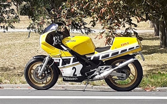 Umgebautes Motorrad Yamaha RD 500 von user1207849 - Bild 5 Umgebautes Motorrad Yamaha RD 500 von user1207849 - Bild 5