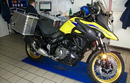 Suzuki V-Strom 650 XT Custom Bike Suzuki V-Strom 650 XT Custom Bike