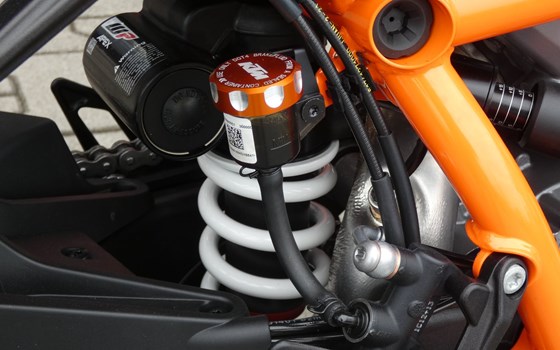 Umgebautes Motorrad KTM 1290 Super Duke R von Motorrad Bolte - Bild 5 Umgebautes Motorrad KTM 1290 Super Duke R von Motorrad Bolte - Bild 5